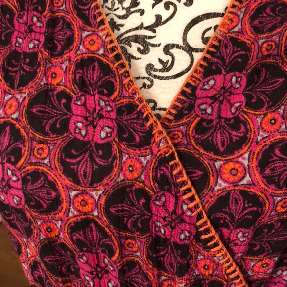 Gorgeous L/XL World Market Rayon Belted Dress - Picture 3 of 3